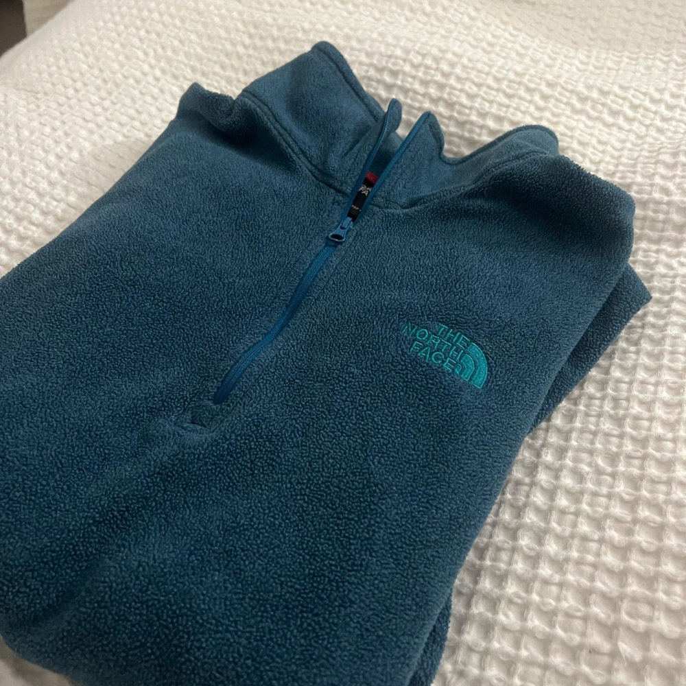 The North Face Men's Blue Sweater
